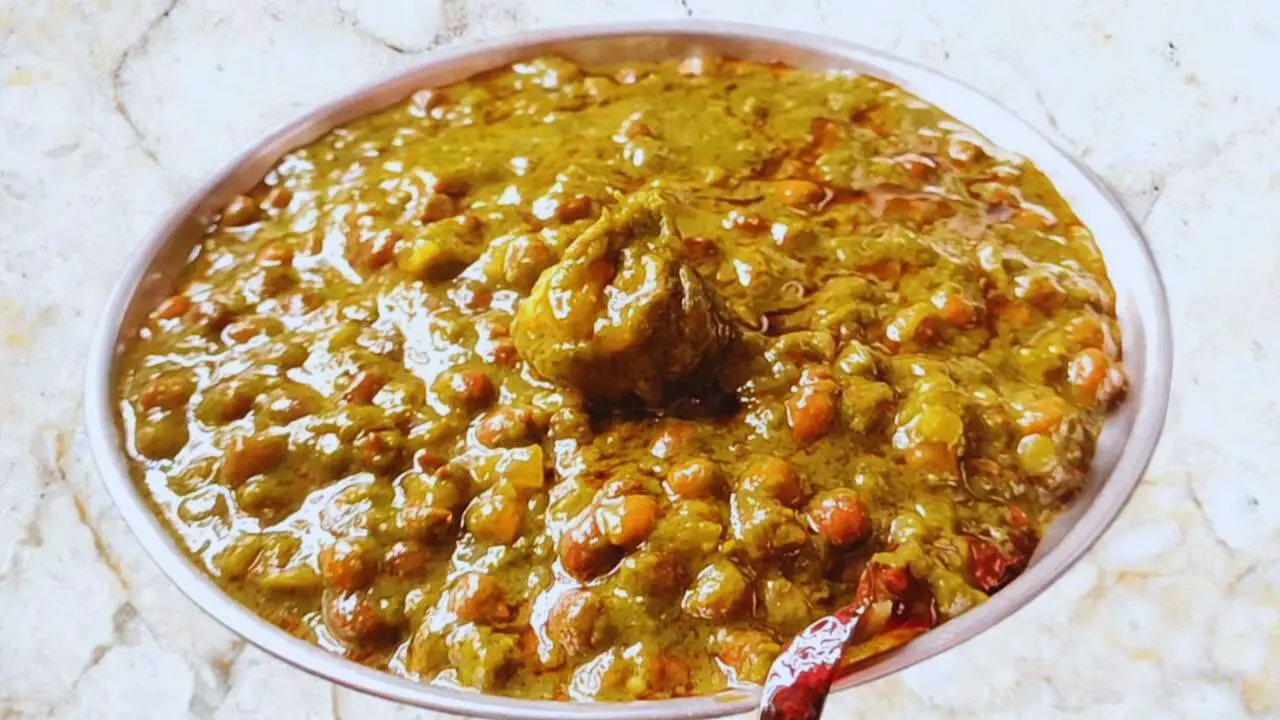 Palak Chana Featured Image 