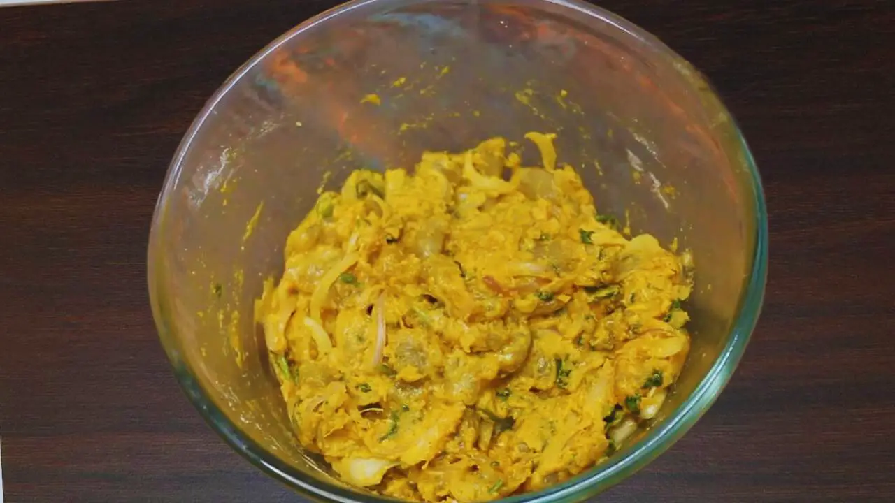 Prawn pakora mixture ready to fry 