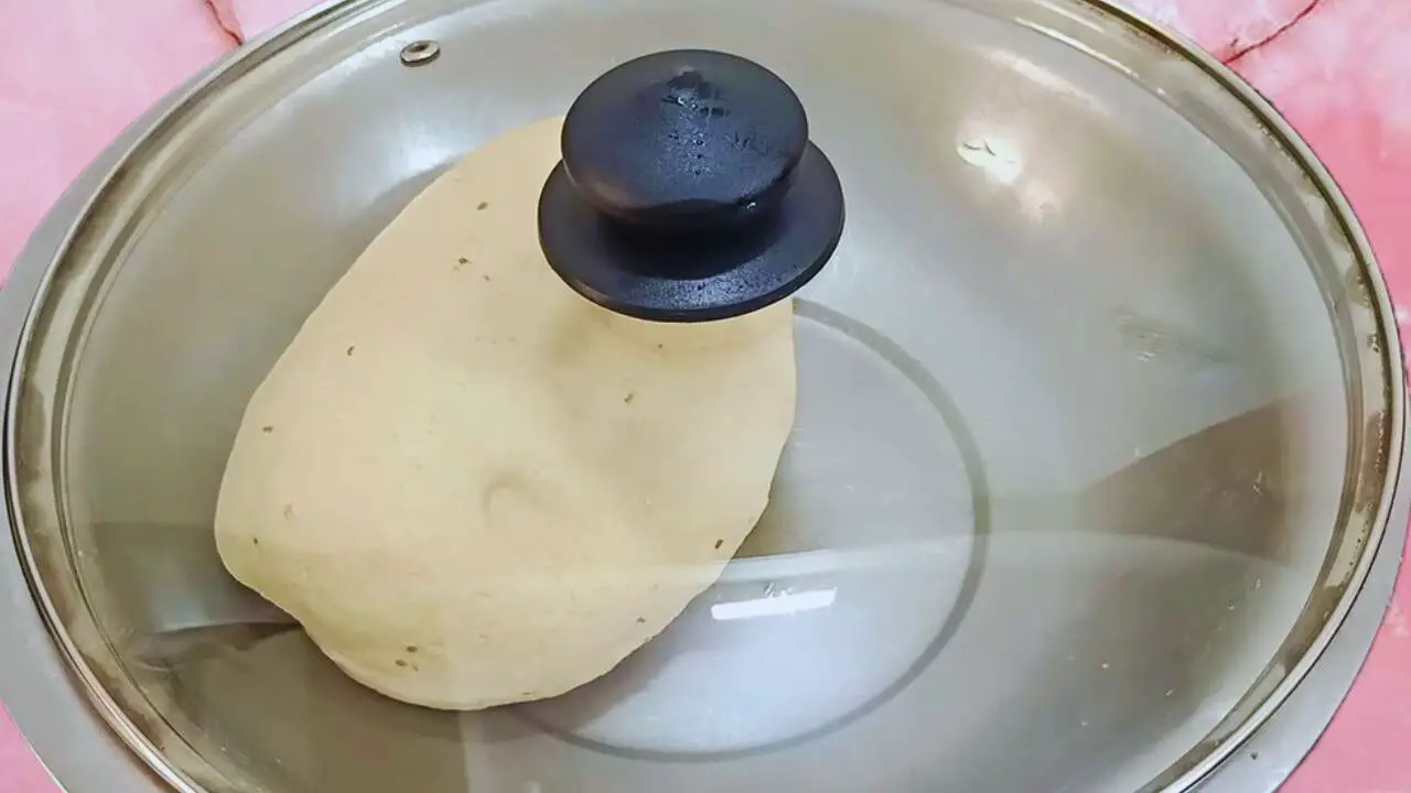 Paneer paratha recipe step 3 Resting paneer paratha dough