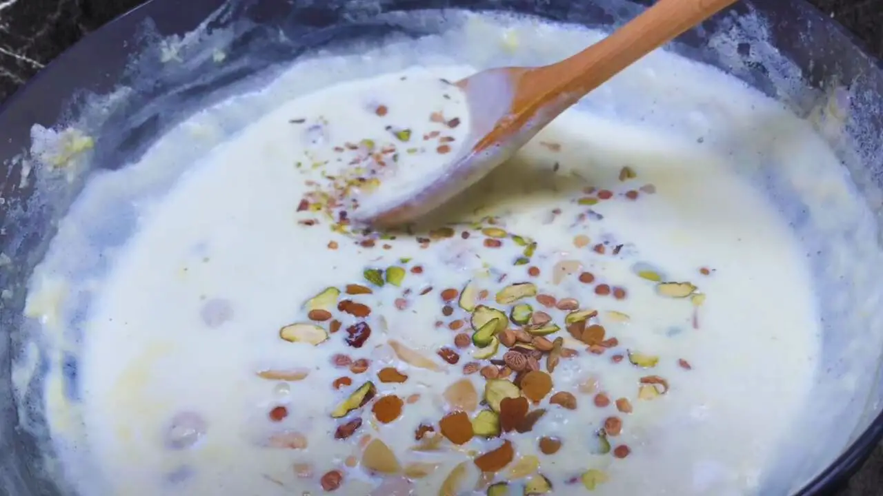 Adding dry fruits 