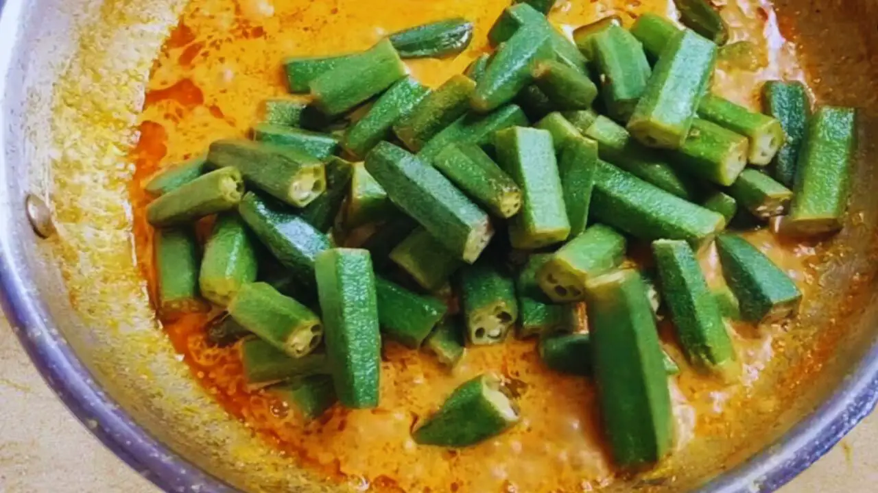 Bhindi masala recipe step 10 Adding fried bhindi