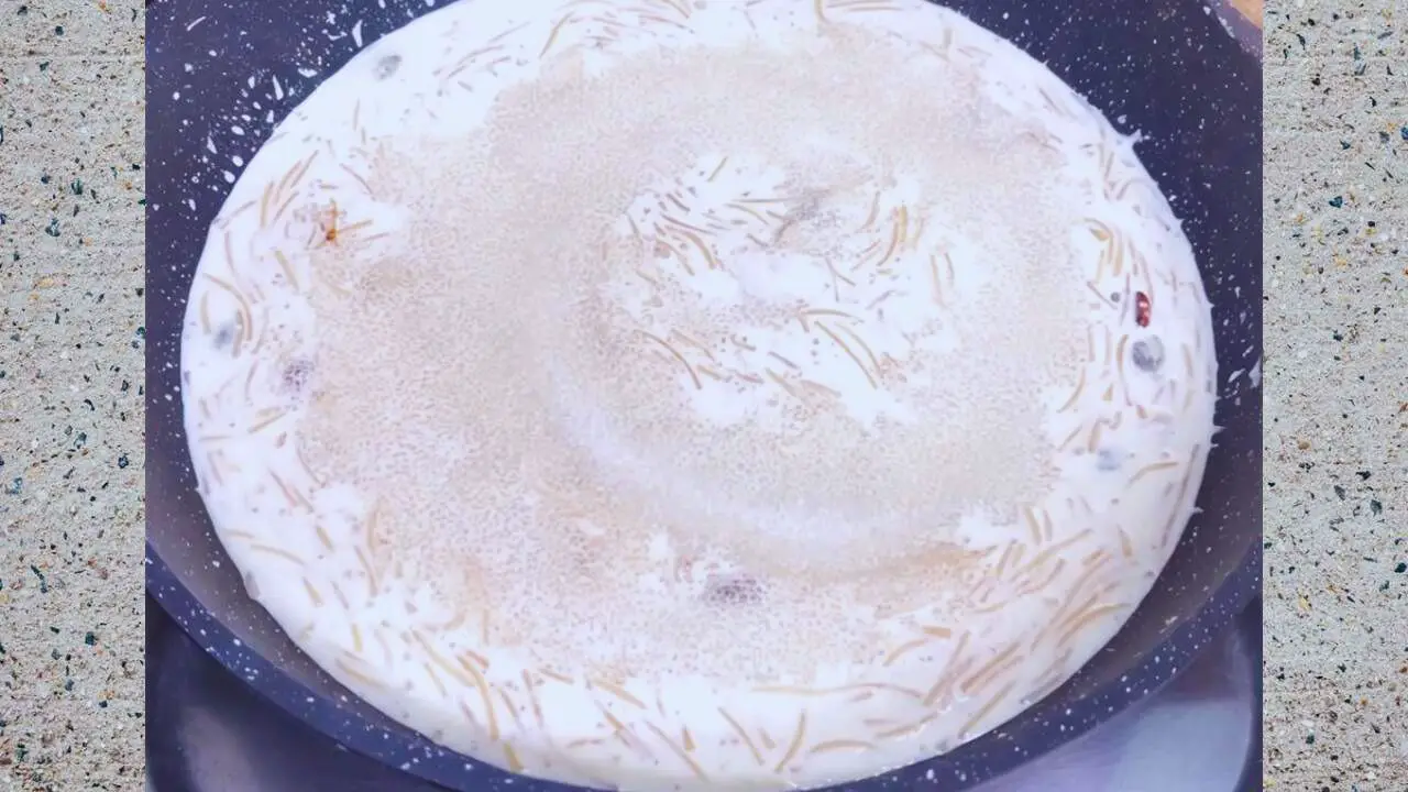 Vermicelli kheer recipe step 9 Adding sugar