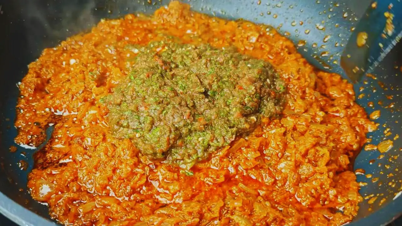 Egg tikka masala recipe step 6 Adding the masala paste