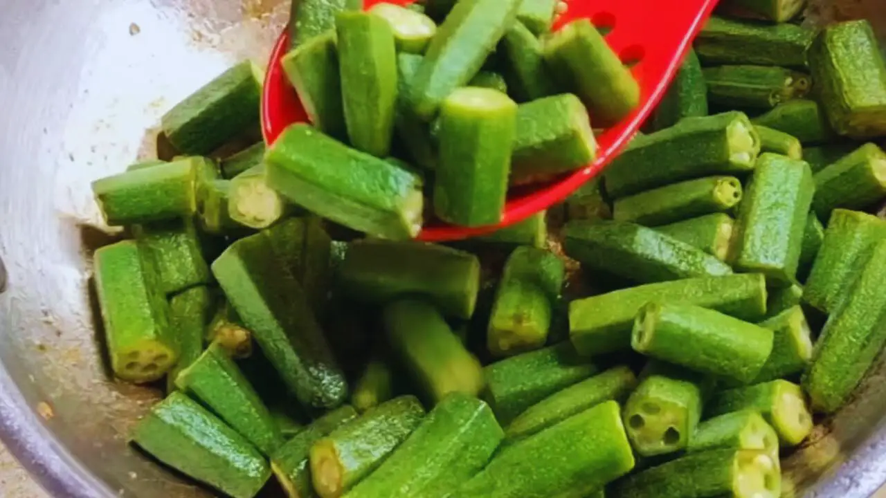 Bhindi masala recipe step 2 Frying bhindi