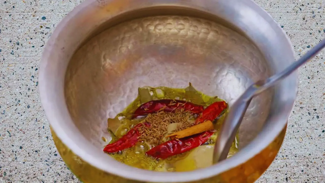 Frying whole spices 