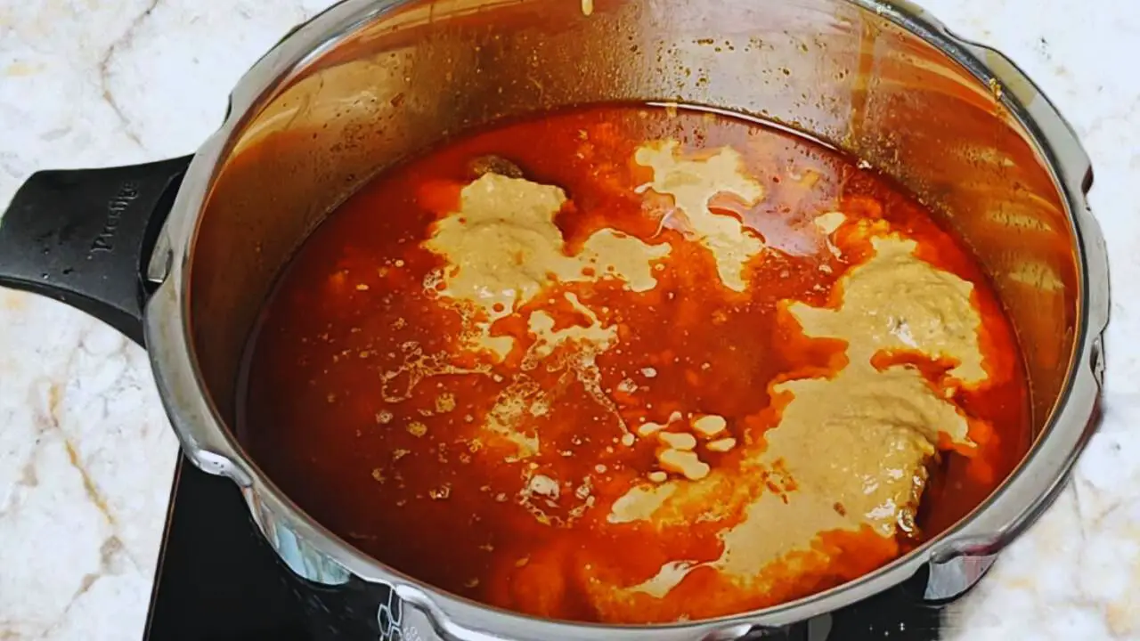 Adding onion-atta paste 