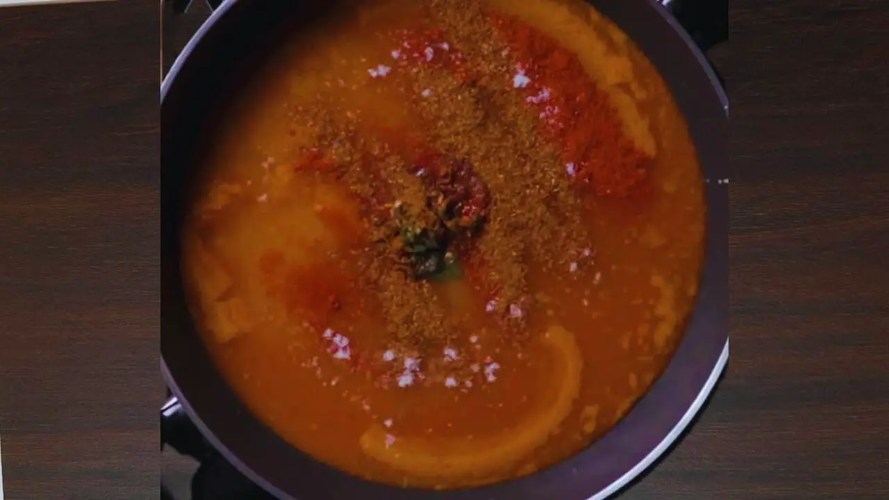 Adding powdered spices 