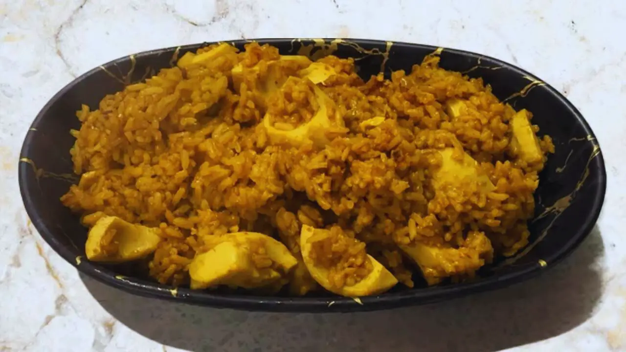 Egg Khichdi served 