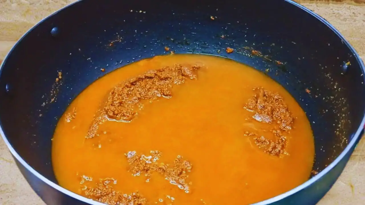 Kolhapuri fish curry recipe step 12 Adding water