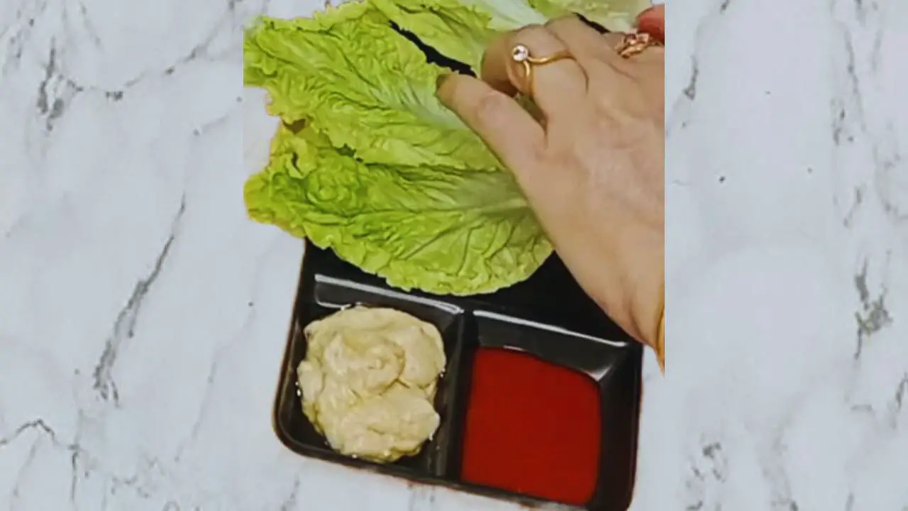 Prawn pockets recipe step 10 Arranging lettuce leaves for presentation