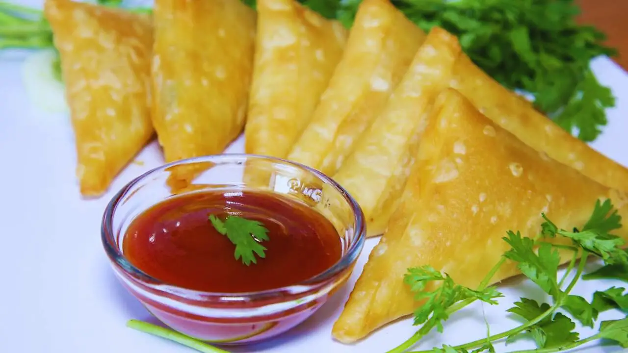 Cheese Samosa served 