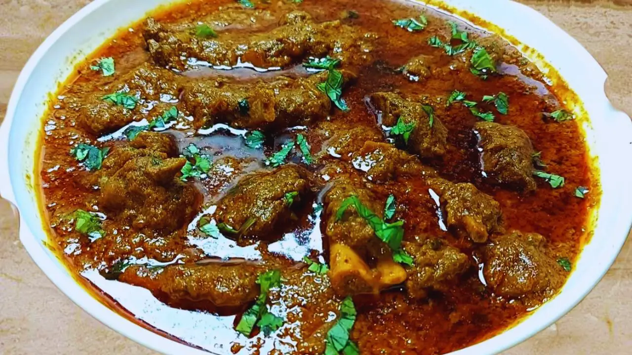 Hyderabadi Mutton Curry served 