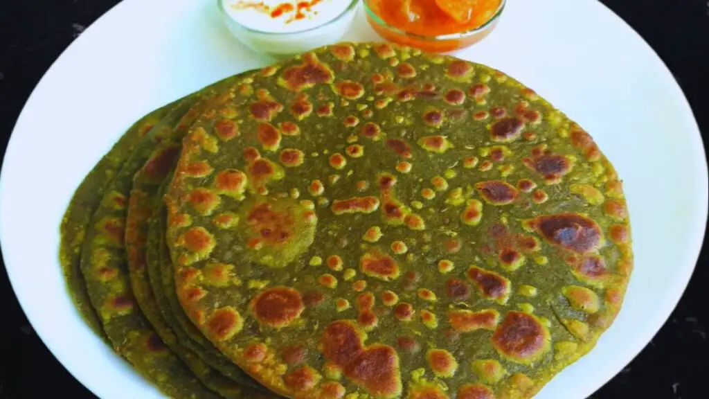 Palak Paratha Featured Image