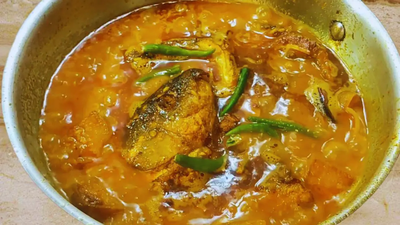 Muri ghonto recipe step 9 Adding ghee, garam masala and chilies