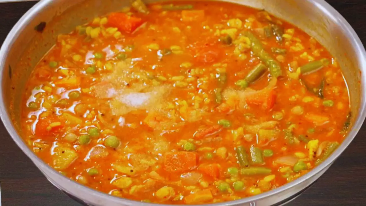 Adding rice and salt 