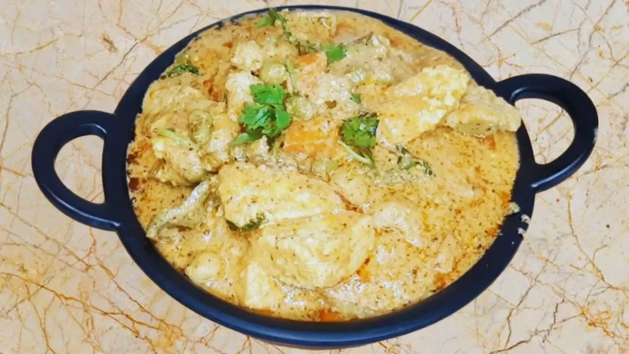 Navratan Korma served 