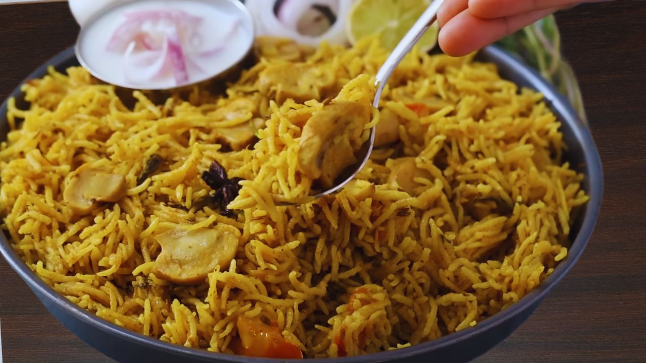 Mushroom Biryani served 