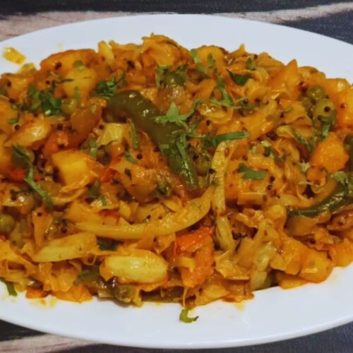 Patta Gobi Aloo Featured Image