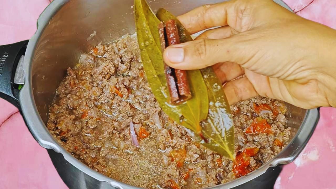 Removing whole spices 