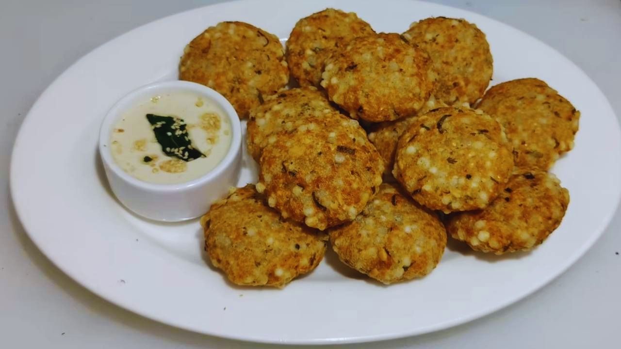 Sabudana Vada served 