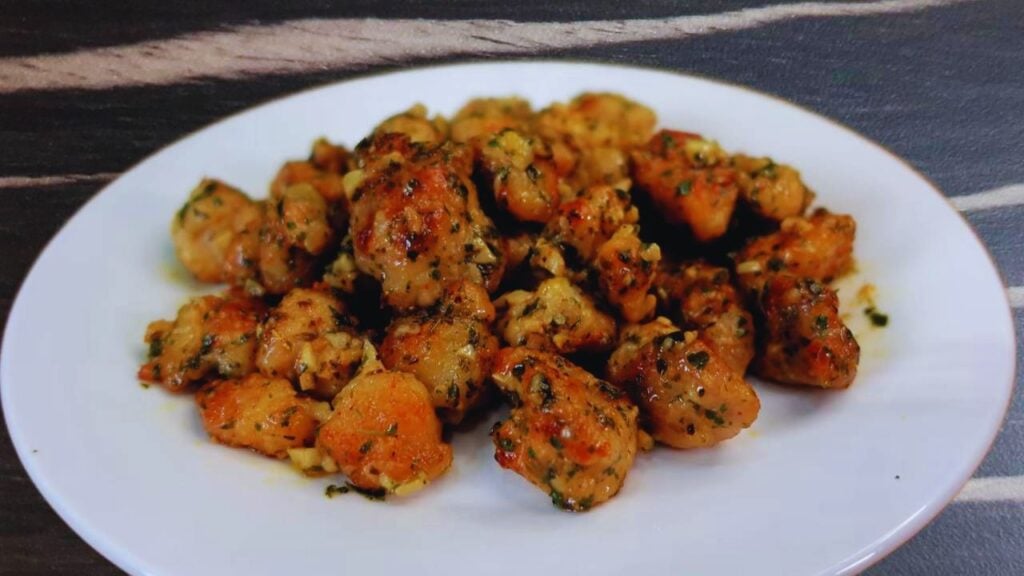 Garlic Butter Chicken Bites Featured Image