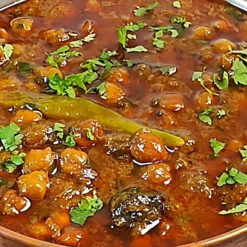 Kala Chana Curry Featured Image
