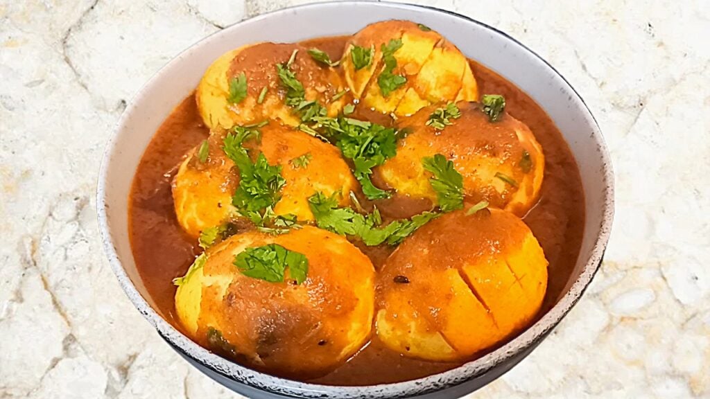Punjabi Egg Curry Featured Image